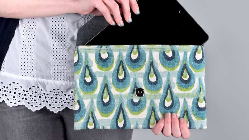 Envelope-Style Starry Sky Clutch Pattern