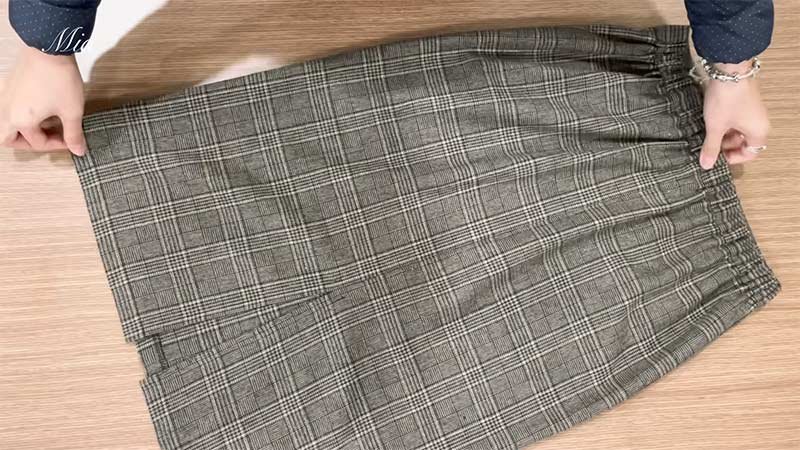 High-Waisted Plaid Power Slip Skirt Patterns