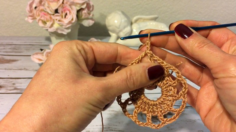 Aunt Lydia's Wisteria Doily Round 3 (Color C- Coral)