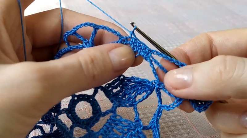 Increasing the Star's Points with Double Crochet