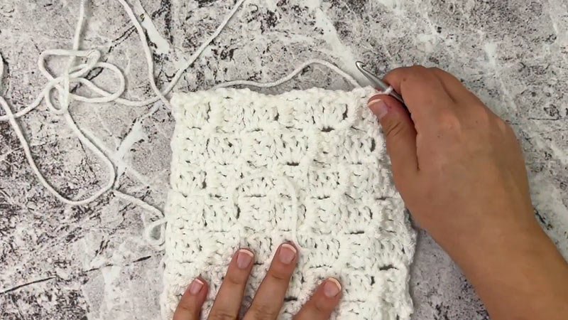 Foundation Round (with white):