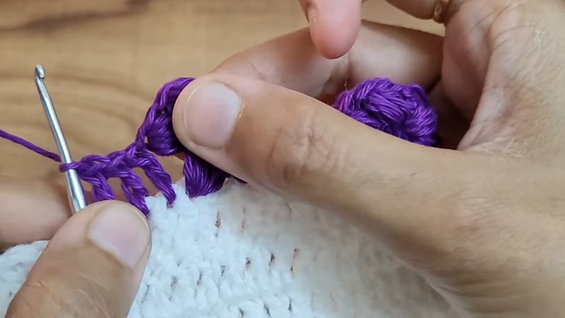 Connecting Flowers with Chains