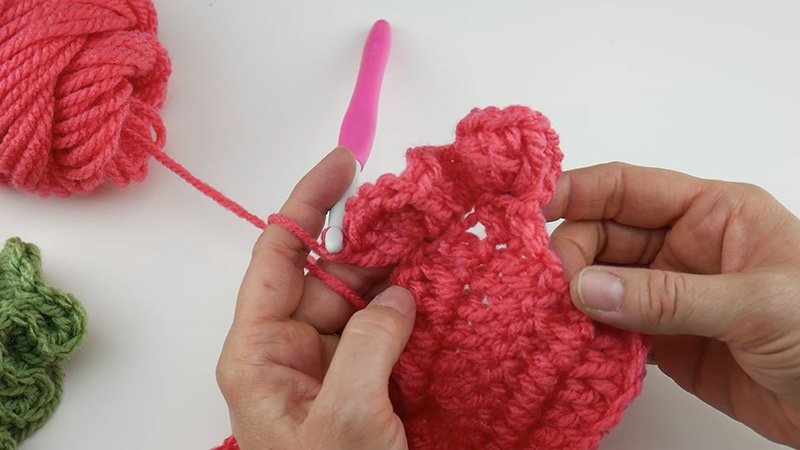 Row or Round 3: Enhance Ruffles (optional)