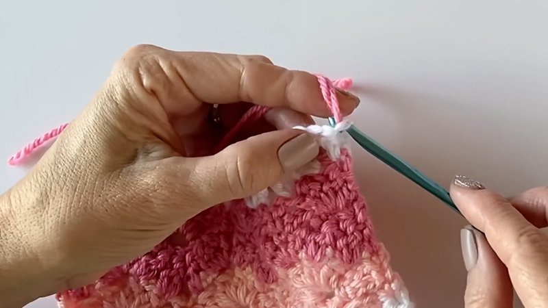 Front Bottom Half Loop Double Crochet Border Round 1: (Optional Foundation)