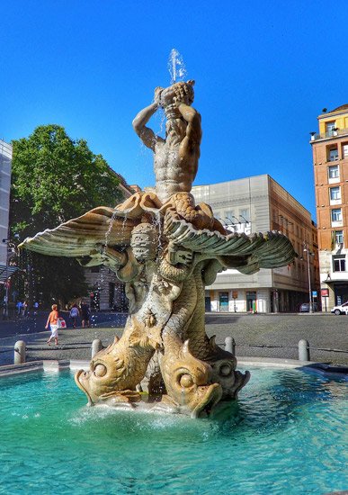 Triton Fountain (Fontana del Tritone)