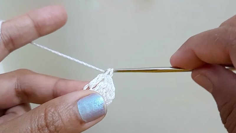 Tulip Blanket Trim Row 1