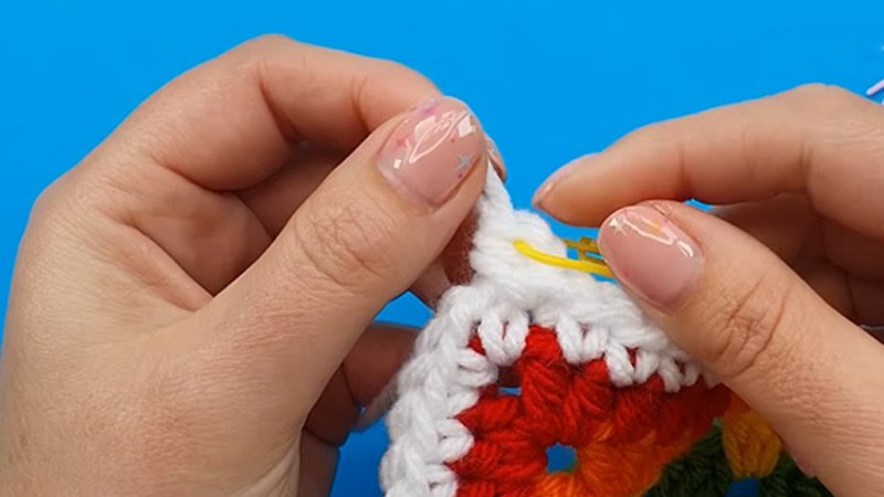 Round 3 (Camel Stitch Begins):