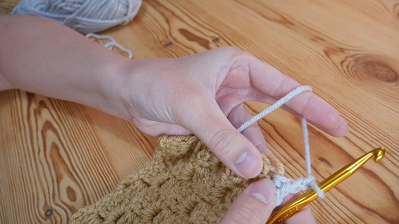 the Linen Stitch Border Pattern Round 1