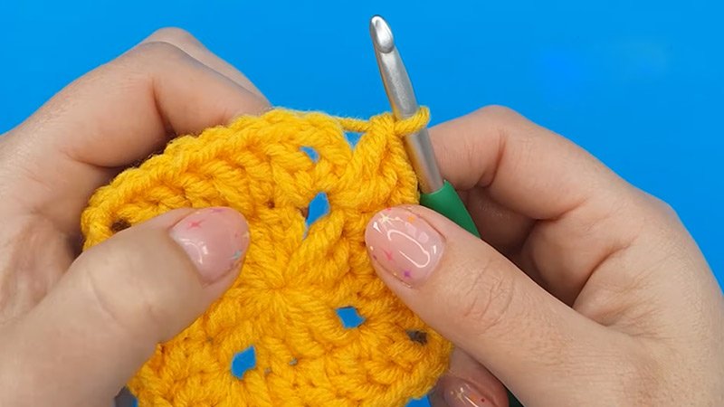 Start with a magic circle Round 3