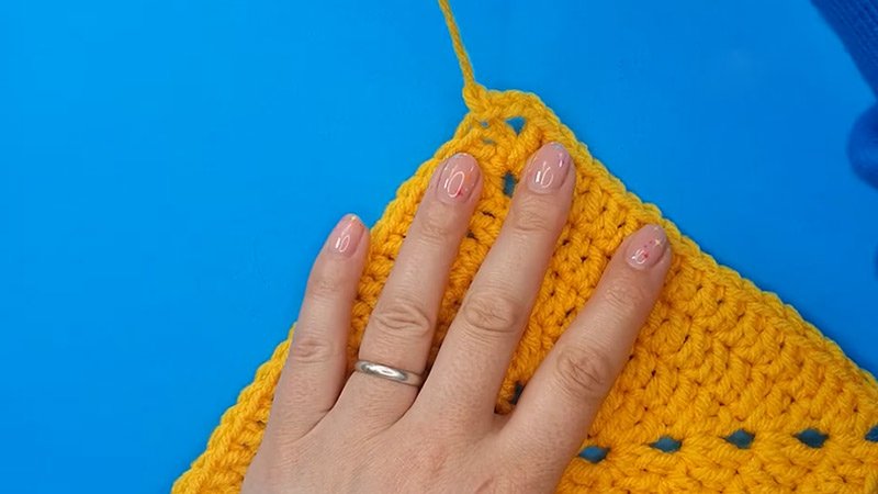 the Seamless Solid Granny Square Pattern Finishing Touches
