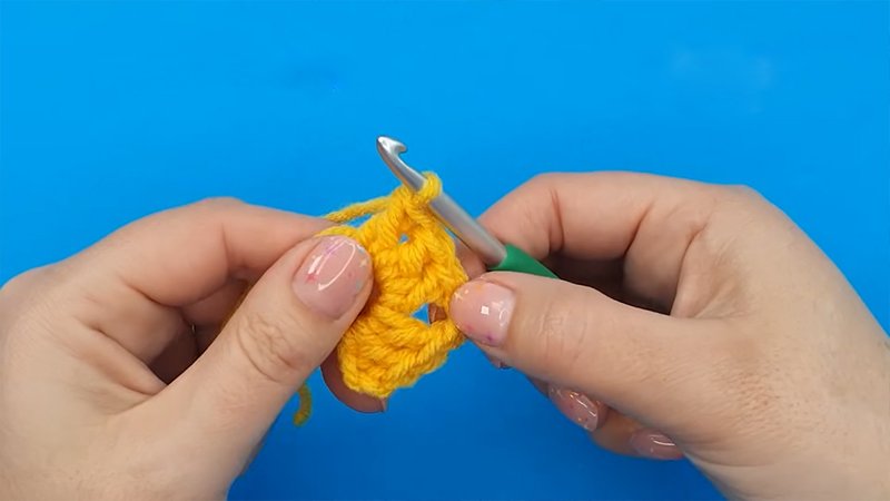 Start with a magic circle Round 1