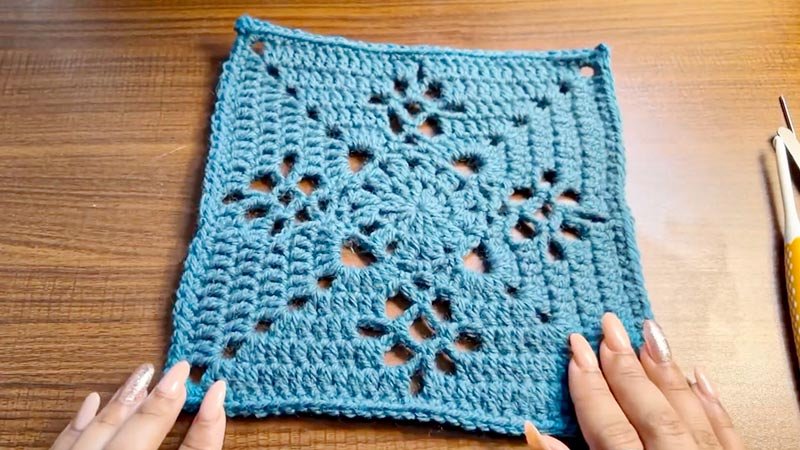 Victorian Lattice Square Pattern