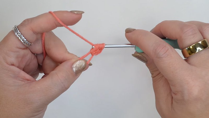 the Farmhouse Granny Square Pattern Round 1