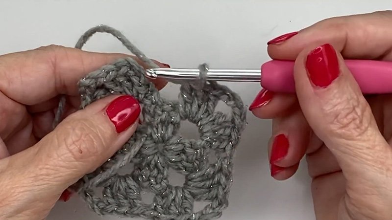 the Mitered Granny Square Pattern Round 2