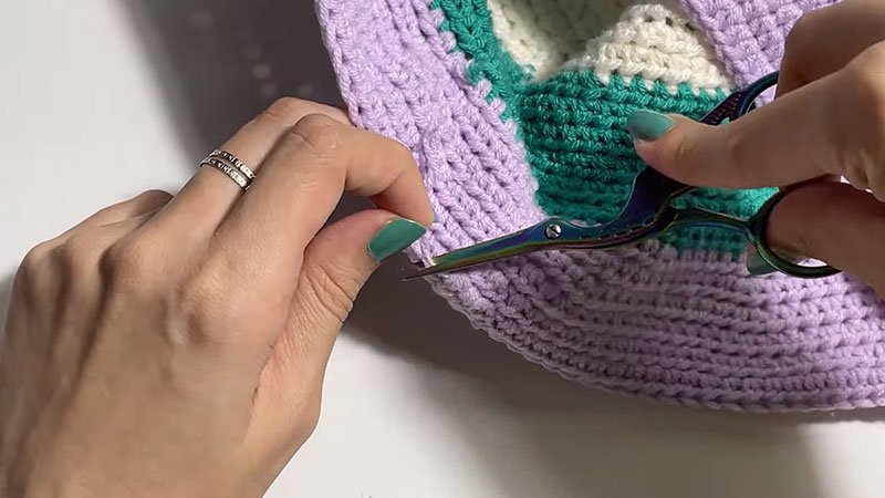 the Crochet Bucket Hat Finishing