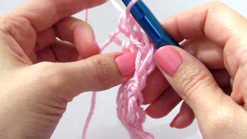 Instructions for Making the Cozy Infinity Scarf Pattern