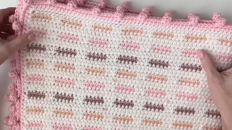Instructions for Making the Mini Dash Baby Blanket with Pom Pom Border Pattern