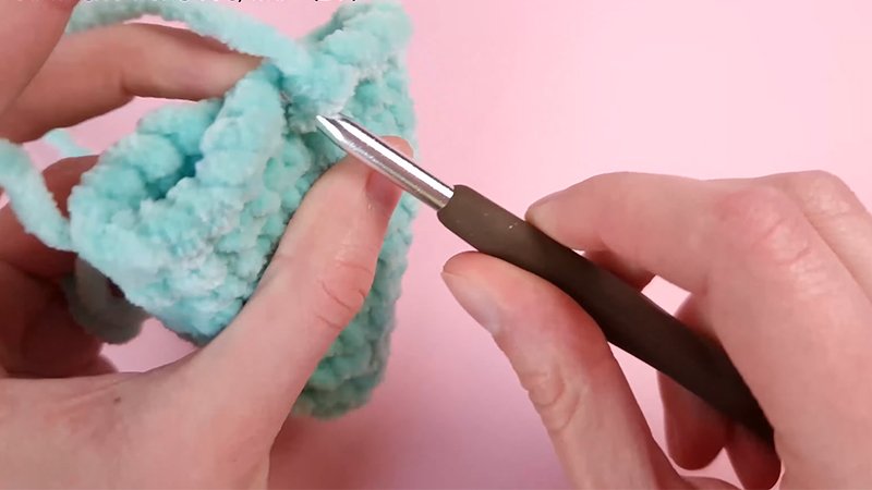 Instructions for Making the Crochet Yoda Free Pattern