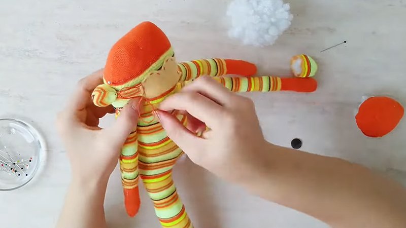 Instructions for Making the Sock Monkeys Pattern