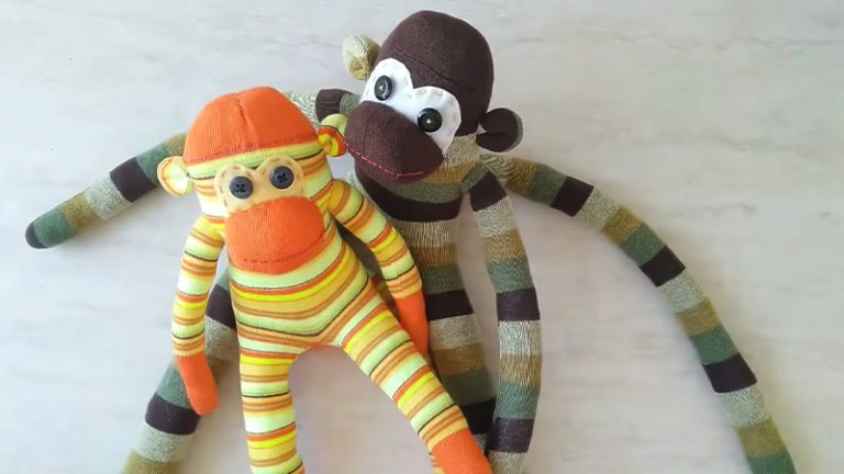 Sock Monkeys Pattern