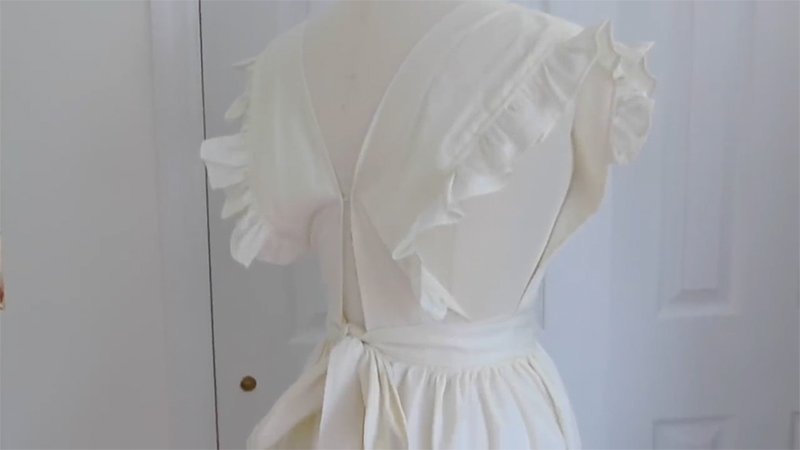 DIY Ruffled Apron