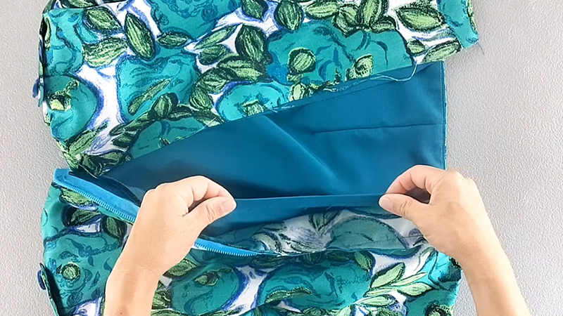 Instructions for Making the Mulberry Blouse and The Sycamore Pencil Skirt Pattern