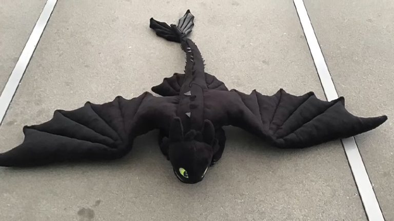 Night Fury Plush Toy Pattern