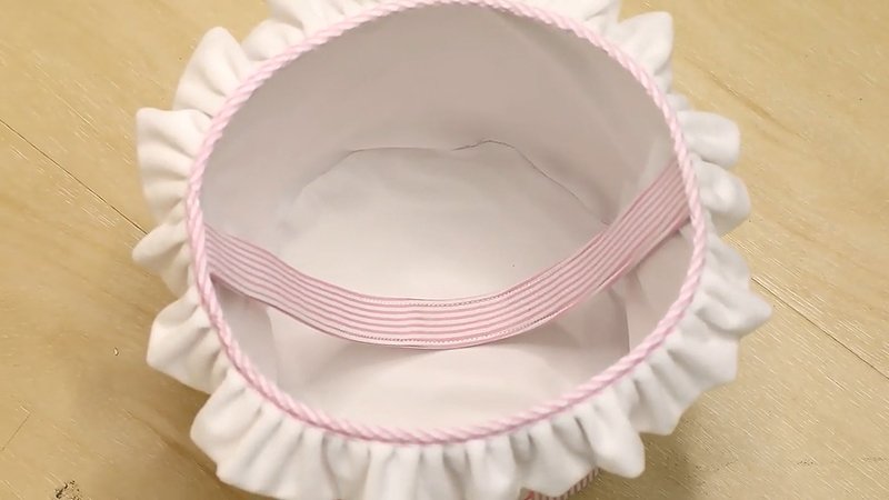 Instructions for Making the Cute Tote Bag with Optional Applique Bunnies Pattern