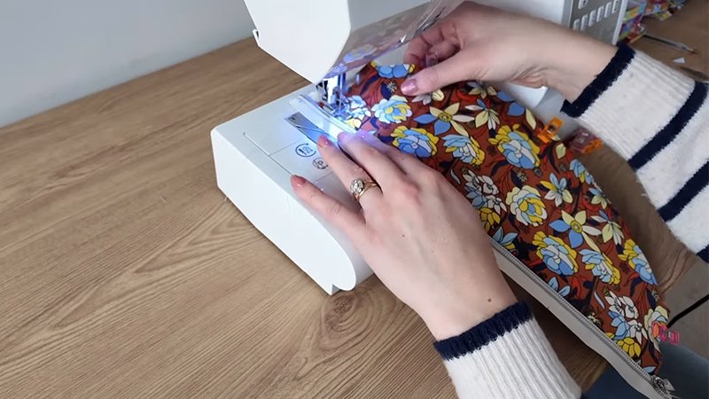 Instructions for Making the Easy Sling Bag Pattern