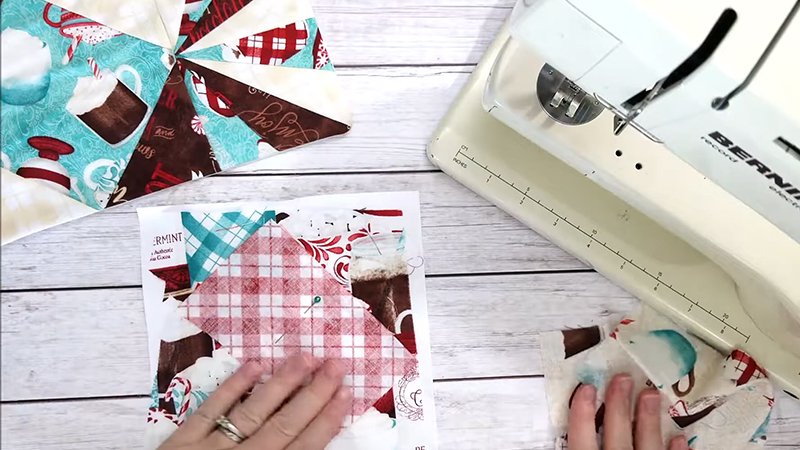 Instructions for Making the Paper Piecing Mug Rug Pattern