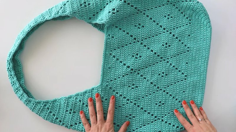 Crochet Diamond Tote Bag
