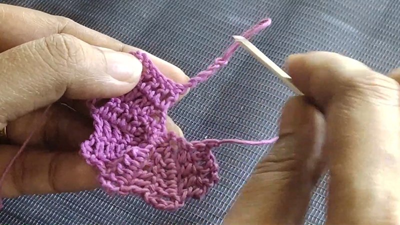 Instructions for Making the Bruges Lace Bookmark Pattern