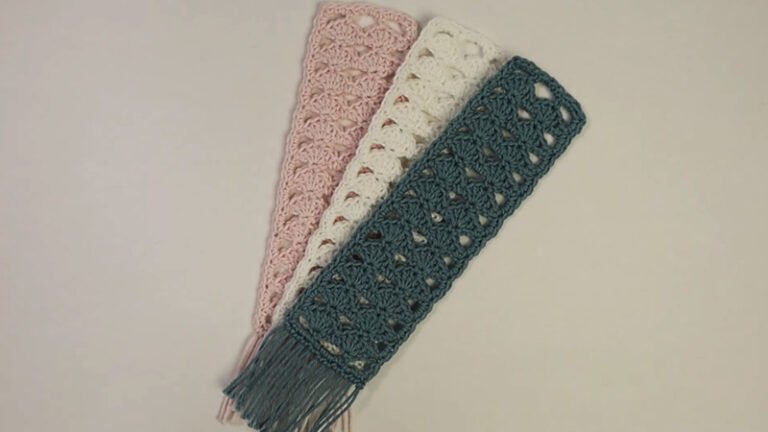 Shell Stitch Bookmark