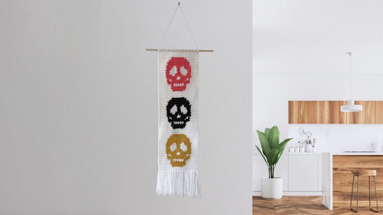 Simple Skull Portrait Tapestry