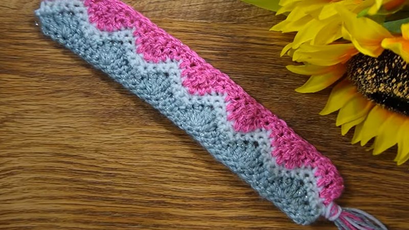 Zig Zag Bookmark