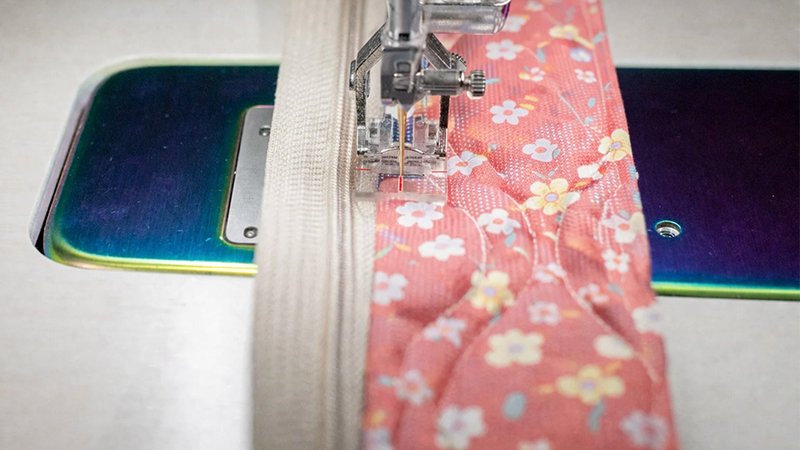 Create the Zipper Panel