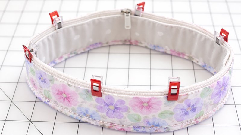 Attach Zipper to Side Strip