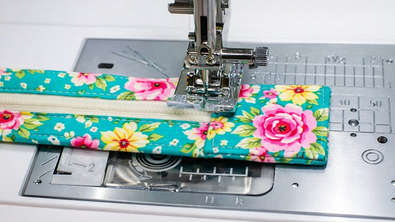 Make the Zipper Tab + Handle