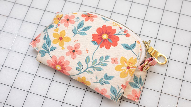 Attaching Pouch Sides