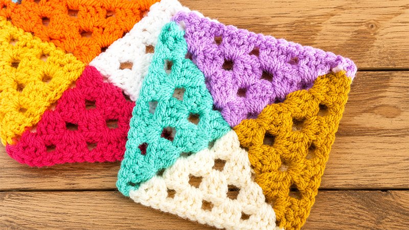 Crochet Four-Sections Granny Square Pattern