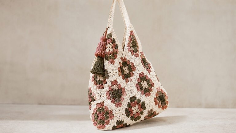 Magnolia Tote Bag