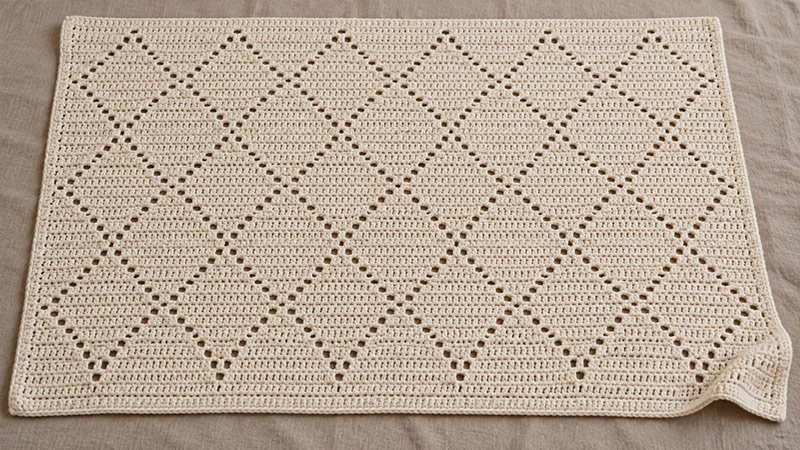 Diamond Filet Blanket